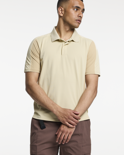 46018725-705_Block_Polo_M_front_InstaPost